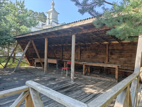 Крытая уличная зона
